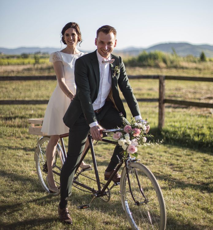 vélo tandem de mariage dans le beaujolais