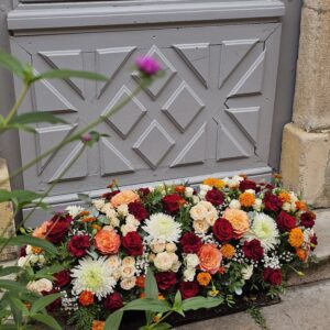 Dessus de cercueil Aurore livraison fleuristerie neuville